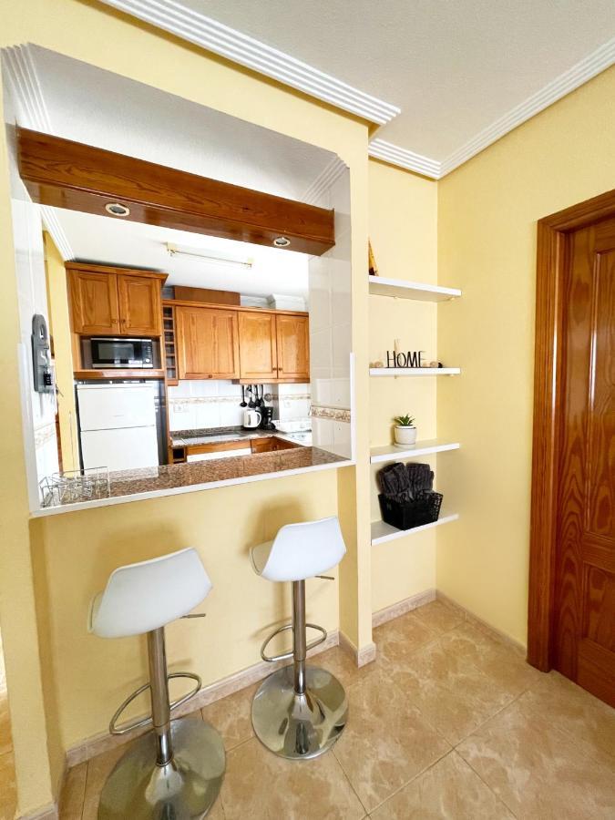 Daniela Apartament Torrevieja Exteriör bild