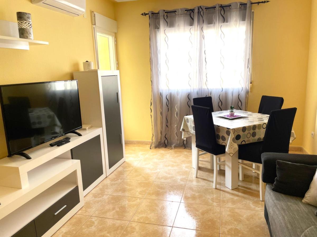 Daniela Apartament Torrevieja Exteriör bild