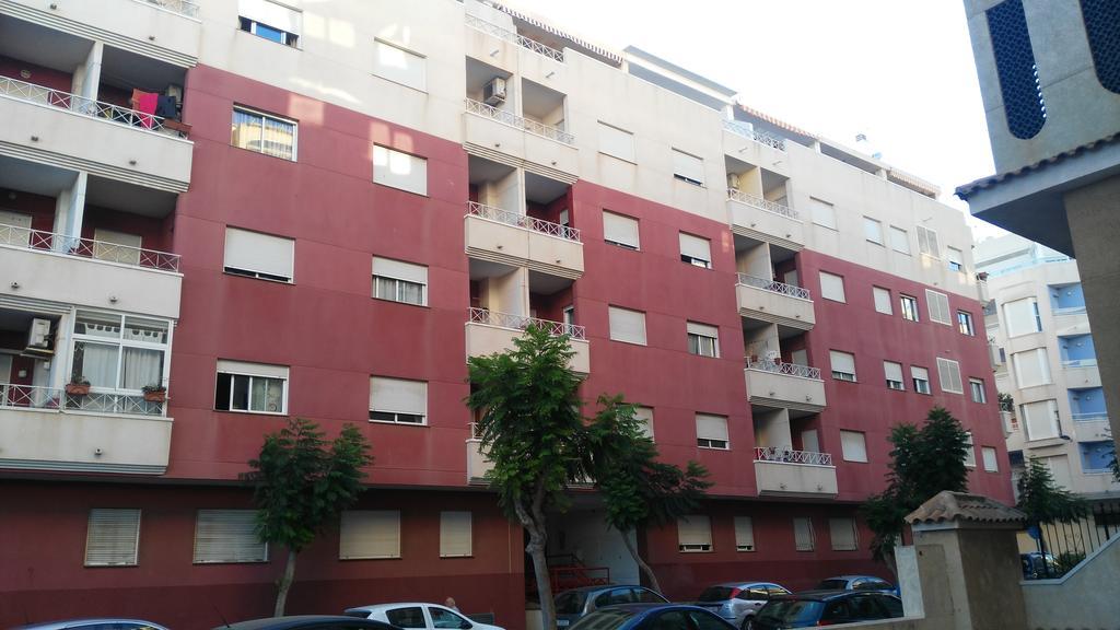 Daniela Apartament Torrevieja Exteriör bild